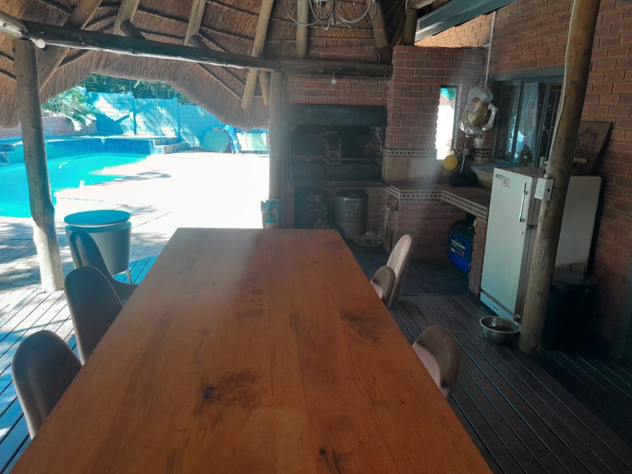 7 Bedroom Property for Sale in Safari Gardens North West